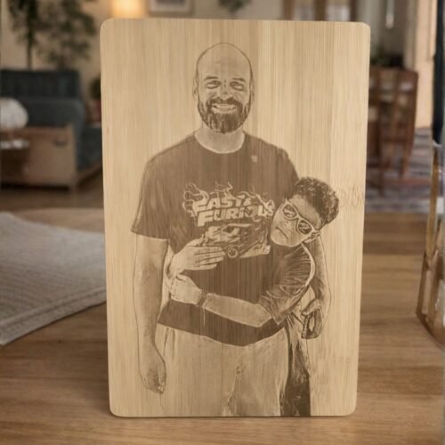 Cuadro de madera personalizado con foto grabada y frase trasera